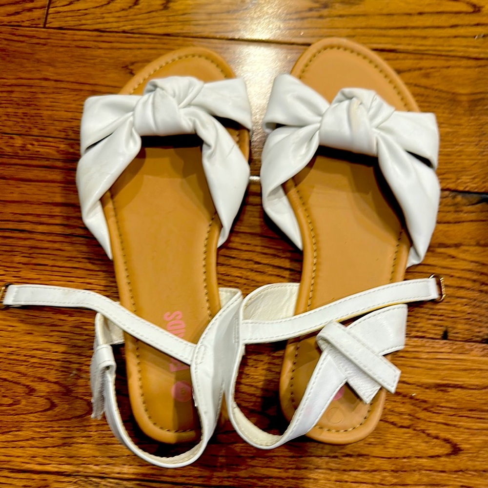 Women's White Bow Sandals